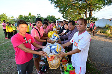 คุณวีรยุทธ โพธารามิก ผู้อำนวยการฝ่ายสำนักประธานเจ้าหน้าที่บริหาร บริษัทจัสมิน อินเตอร์เนชั่นแนล จำกัด (มหาชน) และผู้จัดการทีมสโมสรฟุตบอลบีบี-ซียู